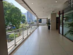 Lucky Plaza (D9), Shop House #607902391